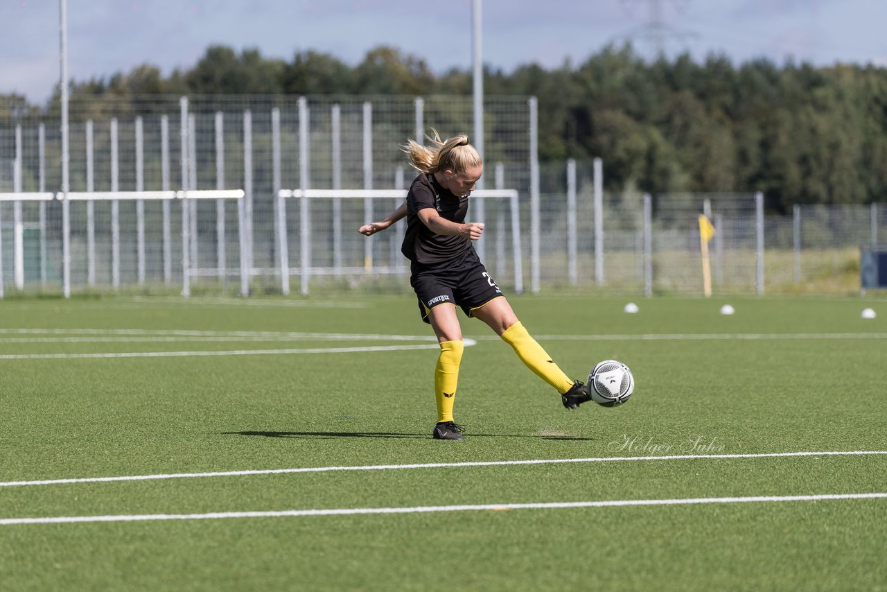 Bild 128 - Saisonstart Oberliga